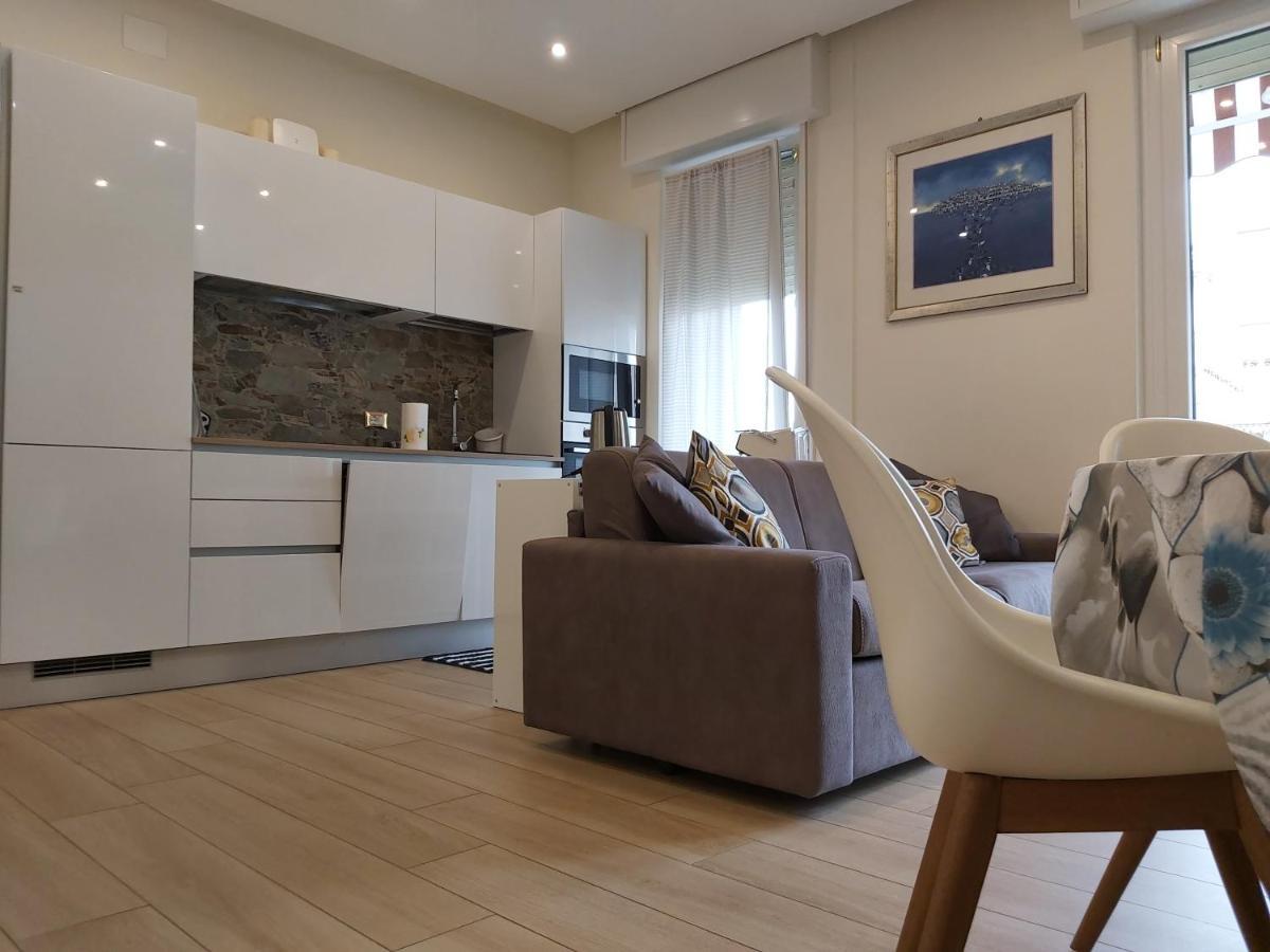 Le Rive Appartement Desenzano del Garda Buitenkant foto