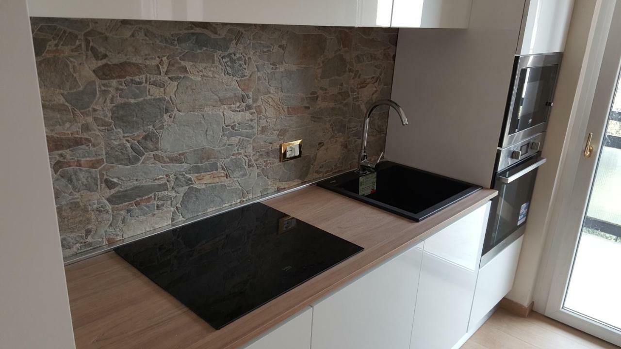Le Rive Appartement Desenzano del Garda Buitenkant foto